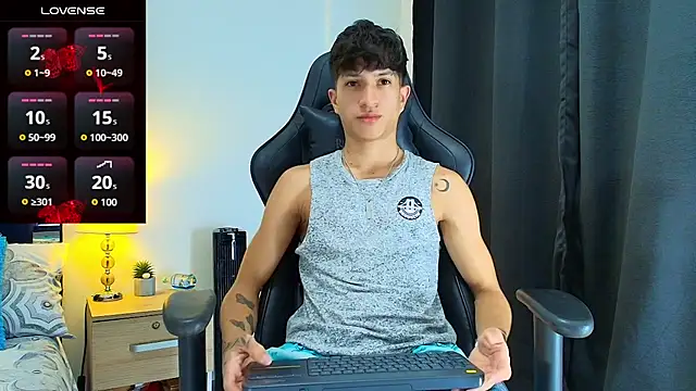  CamiloBass online show from June 19, 12:38 am