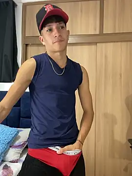  CamiloBass online show from February 17, 2:10 am