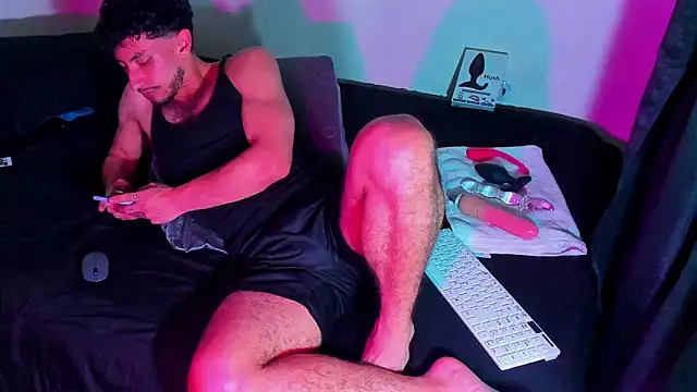 Piggy Eddy online show from February 5, 4:08 am