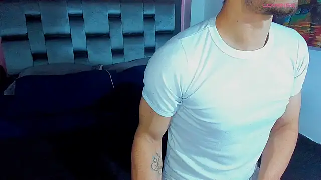 Piggy Eddy online show from January 24, 12:52 am