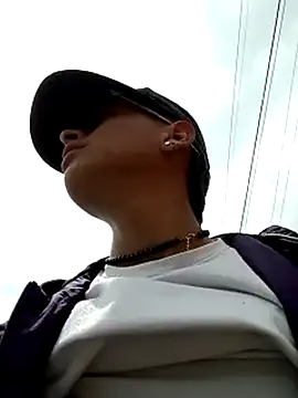 Cuervo maniaco online show from March 1, 3:27 pm