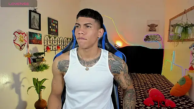 Damian latinxxx online show from February 11, 3:11 am