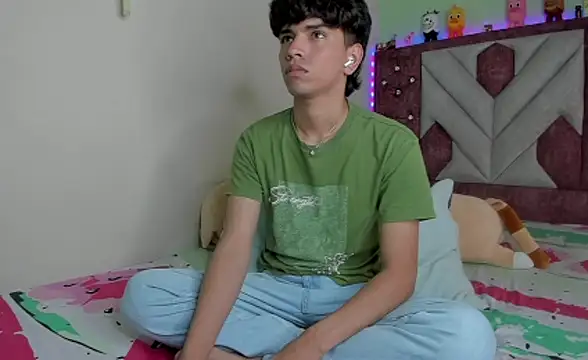 Santy carrington online show from December 3, 8:48 pm