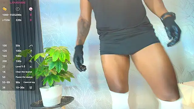 RicoBrown777  online show from October 25, 4:14 am