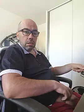 veryverybigdick45 online show from June 11, 9:40 am