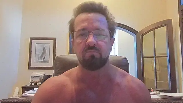 sluttydylan online show from September 22, 9:25 pm