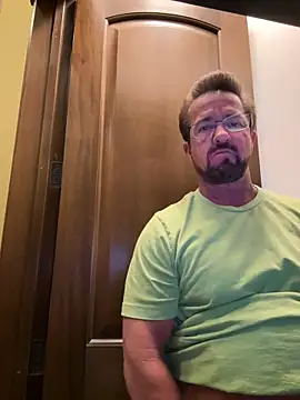 sluttydylan online show from October 2, 2:26 am