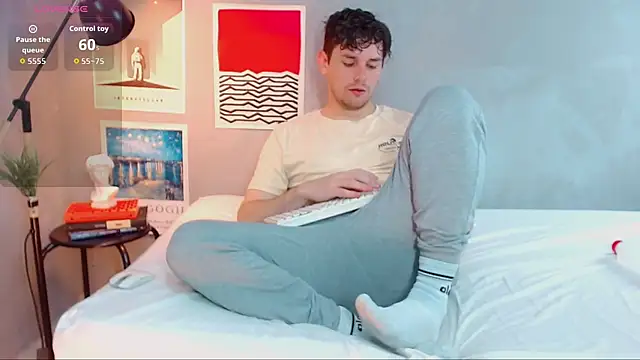 Elio555 online show from October 11, 7:07 pm