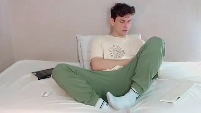 Elio555 online show from February 26, 8:42 pm