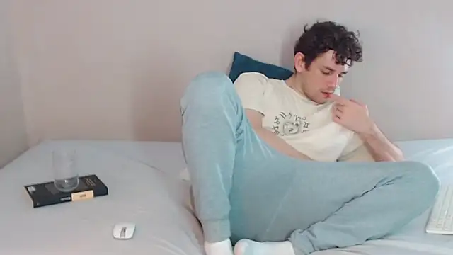 Elio555 online show from February 7, 5:10 am