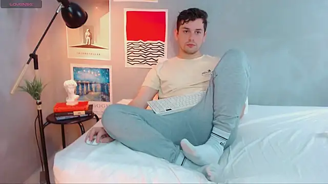 Elio555 online show from October 10, 6:46 pm