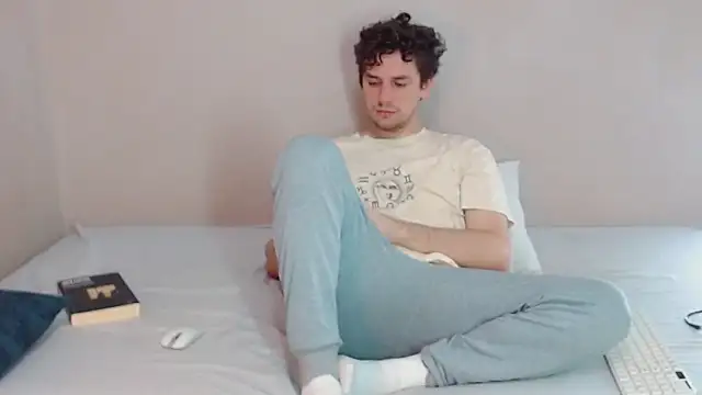 Elio555 online show from February 9, 1:12 am