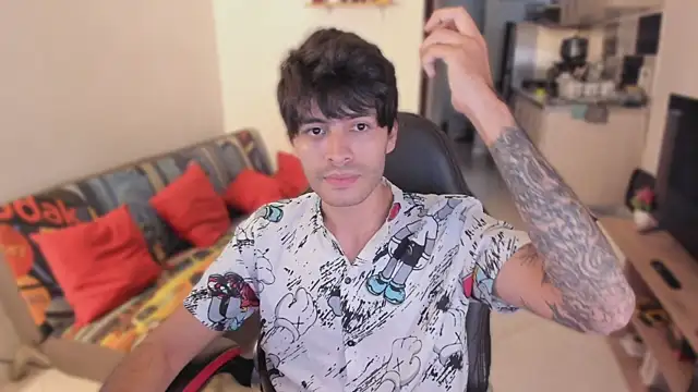 justin stark7 online show from November 3, 9:05 pm