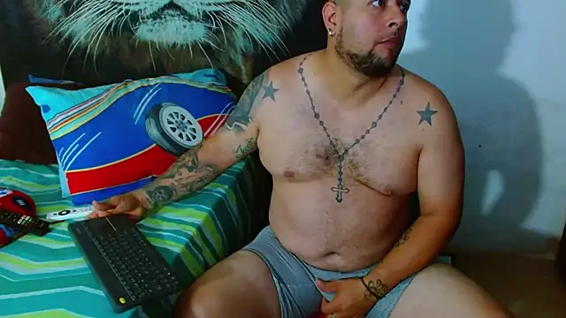 Michaell Myerss  online show from December 1, 2:20 pm