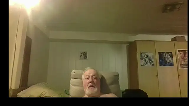 Sammy1660 online show from July 13, 9:28 pm
