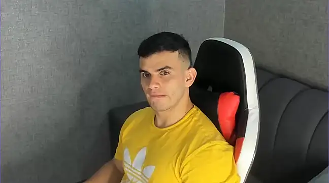 Ricardogo19 online show from January 30, 9:04 pm