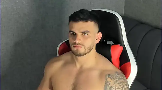 Ricardogo19 online show from January 4, 11:59 pm