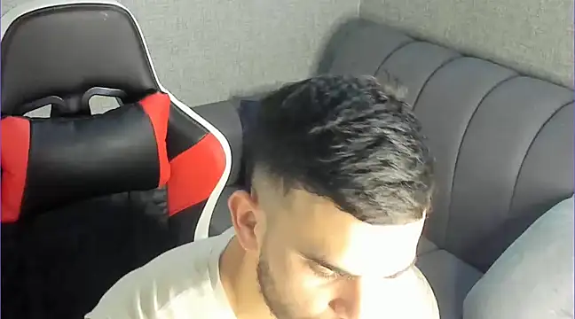 Ricardogo19 online show from January 3, 1:05 am