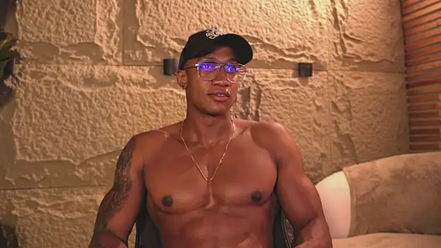 Logan Varela online show from March 12, 10:39 pm