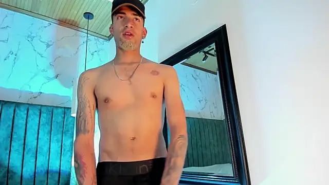 DrakeNeumann online show from September 29, 4:00 am