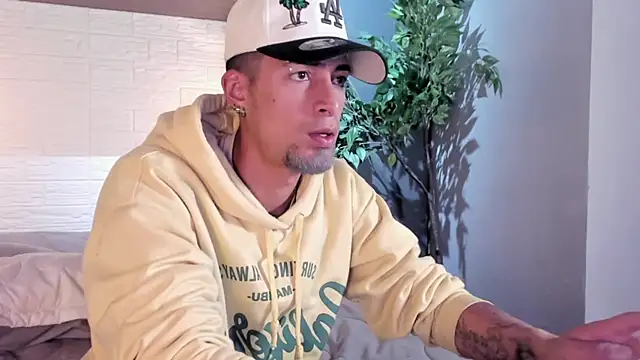 DrakeNeumann online show from September 13, 4:02 am