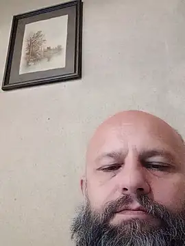 Snapshot of AlexandruCsaba chatting on October 29, 9:34 am AlexandruCsaba online show from October 29, 9:34 am