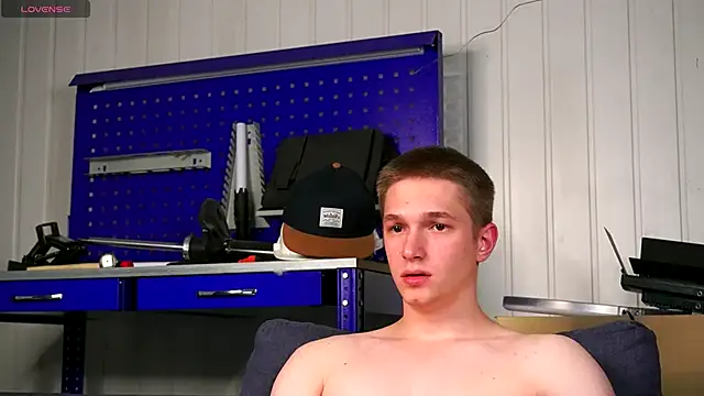 dustyn fox online show from November 16, 4:09 pm