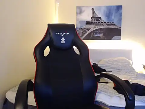 amydamarw online show from February 17, 3:44 pm