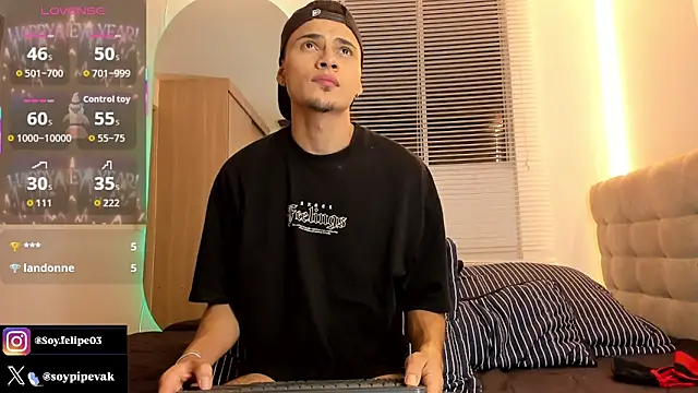 soyander03  online show from January 7, 7:57 am