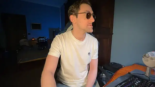 Stefisexy91 online show from February 24, 9:52 pm