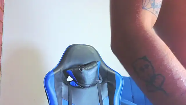 Demitryo online show from February 2, 5:28 am