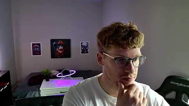 BlueEyedTallGuy94 online show from February 18, 7:44 pm