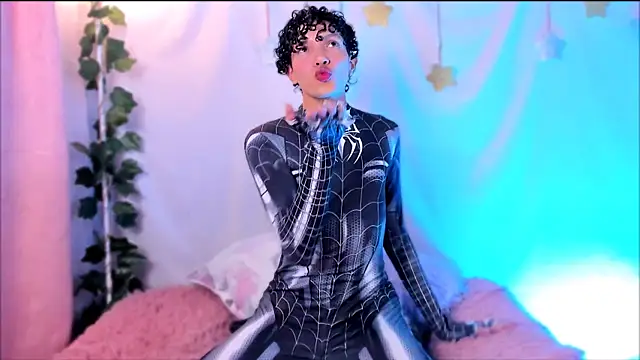 Im Alejo online show from April 2, 2:20 am