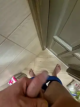 kisbiro77777 online show from January 8, 6:20 am