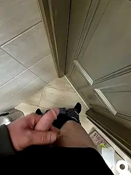 kisbiro77777 online show from December 22, 7:33 am