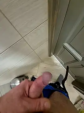 kisbiro77777 online show from December 19, 6:12 am