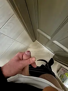 kisbiro77777 online show from December 20, 10:49 am