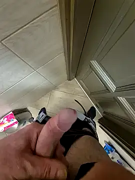 kisbiro77777 online show from January 18, 9:34 am