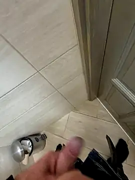 kisbiro77777 online show from October 2, 5:50 pm