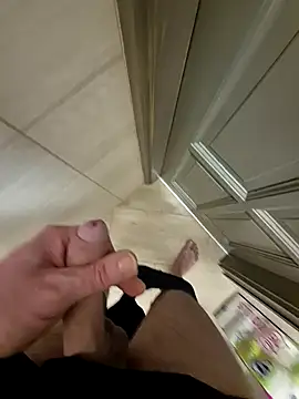 kisbiro77777 online show from December 28, 8:47 pm