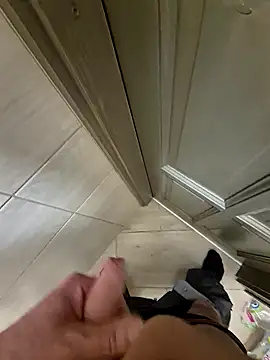 kisbiro77777 online show from March 18, 6:39 am