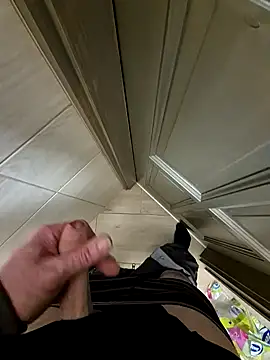 kisbiro77777 online show from March 18, 4:39 pm