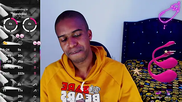 mrjhon26 online show from March 13, 8:43 pm