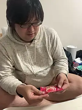 yuuki198912 online show from January 13, 11:58 am