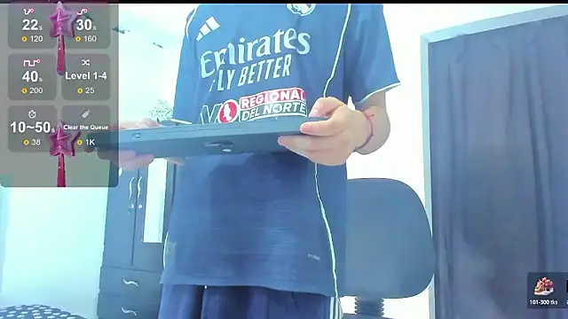 Alexander and Xiao online show from January 14, 5:23 am