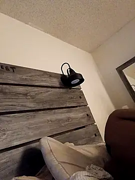 Snapshot of Mcoleman4642 chatting on September 20, 2:22 am Mcoleman4642 online show from September 20, 2:22 am