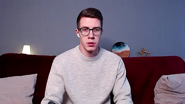 Chris Brien online show from February 13, 4:32 am