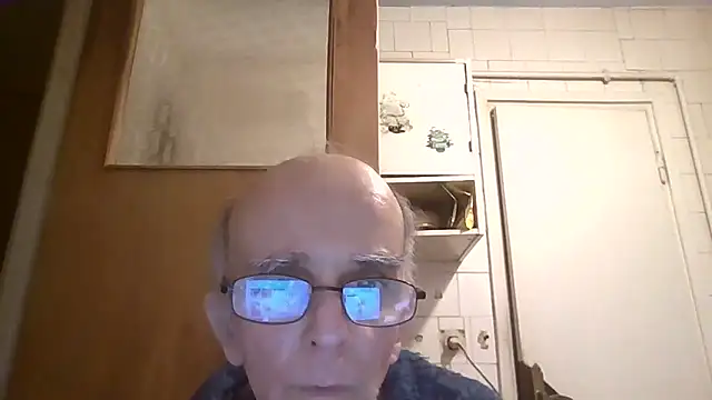 mariusica1xh online show from April 1, 7:00 pm