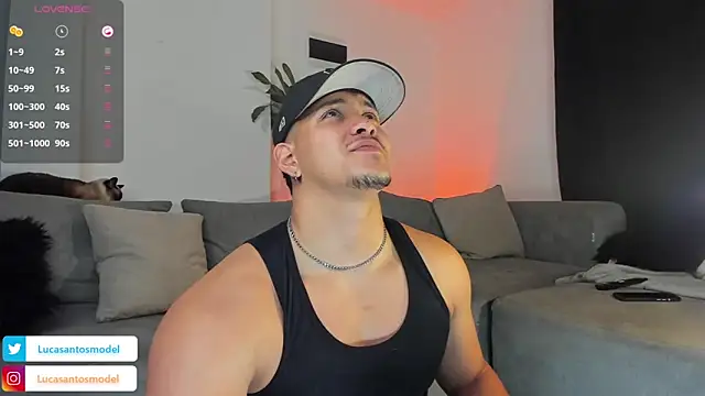 lucasanto  online show from March 19, 4:25 am