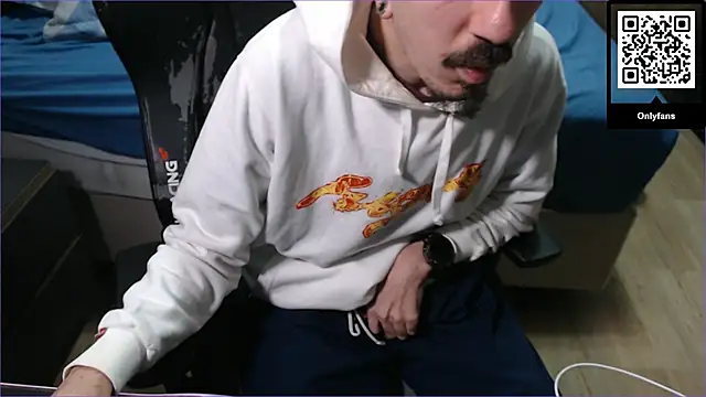 Snapshot of ViniBruv chatting on September 13, 11:06 pm ViniBruv online show from September 13, 11:06 pm